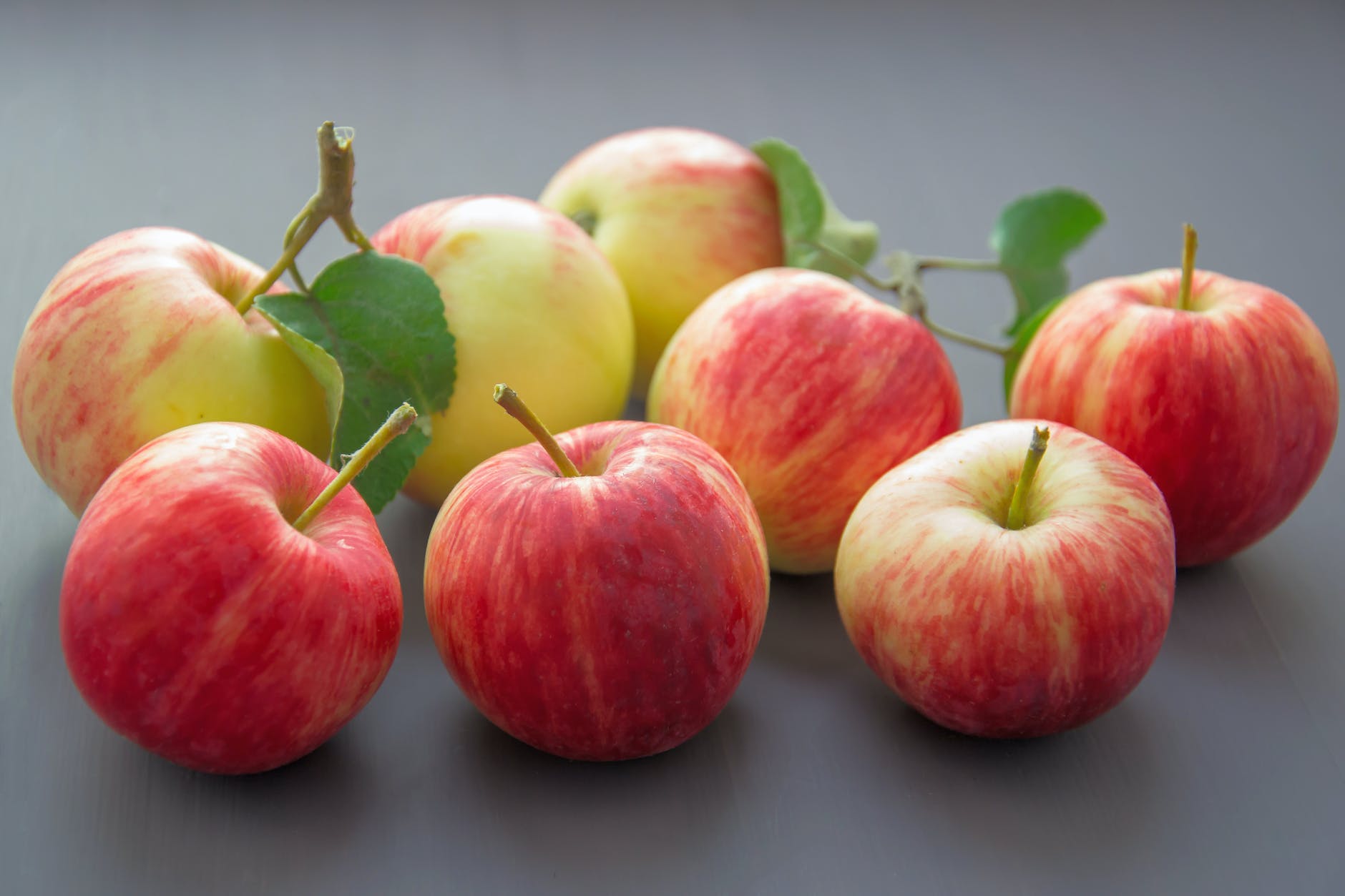 Apple fruit in Swahili